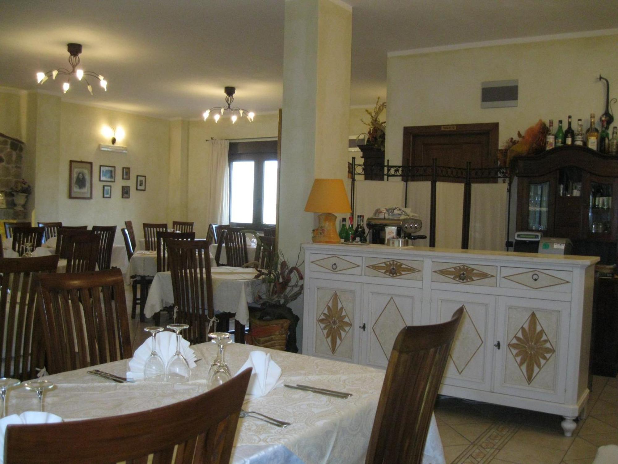 Hotel Sorgente Aglientu Ngoại thất bức ảnh
