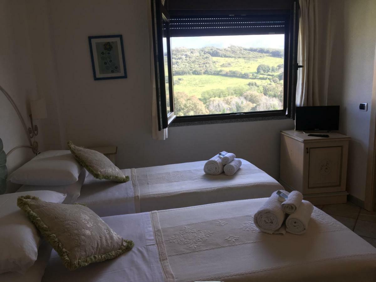 Hotel Sorgente Aglientu Ngoại thất bức ảnh