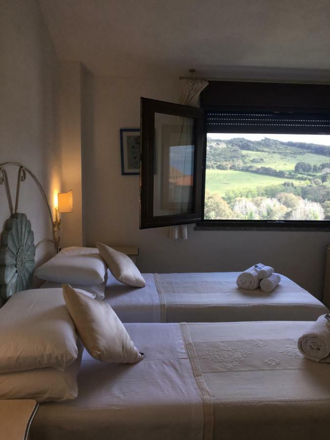 Hotel Sorgente Aglientu Ngoại thất bức ảnh